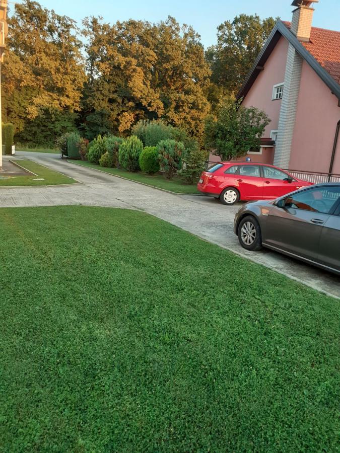 Appartamento Maja Velika Gorica Esterno foto