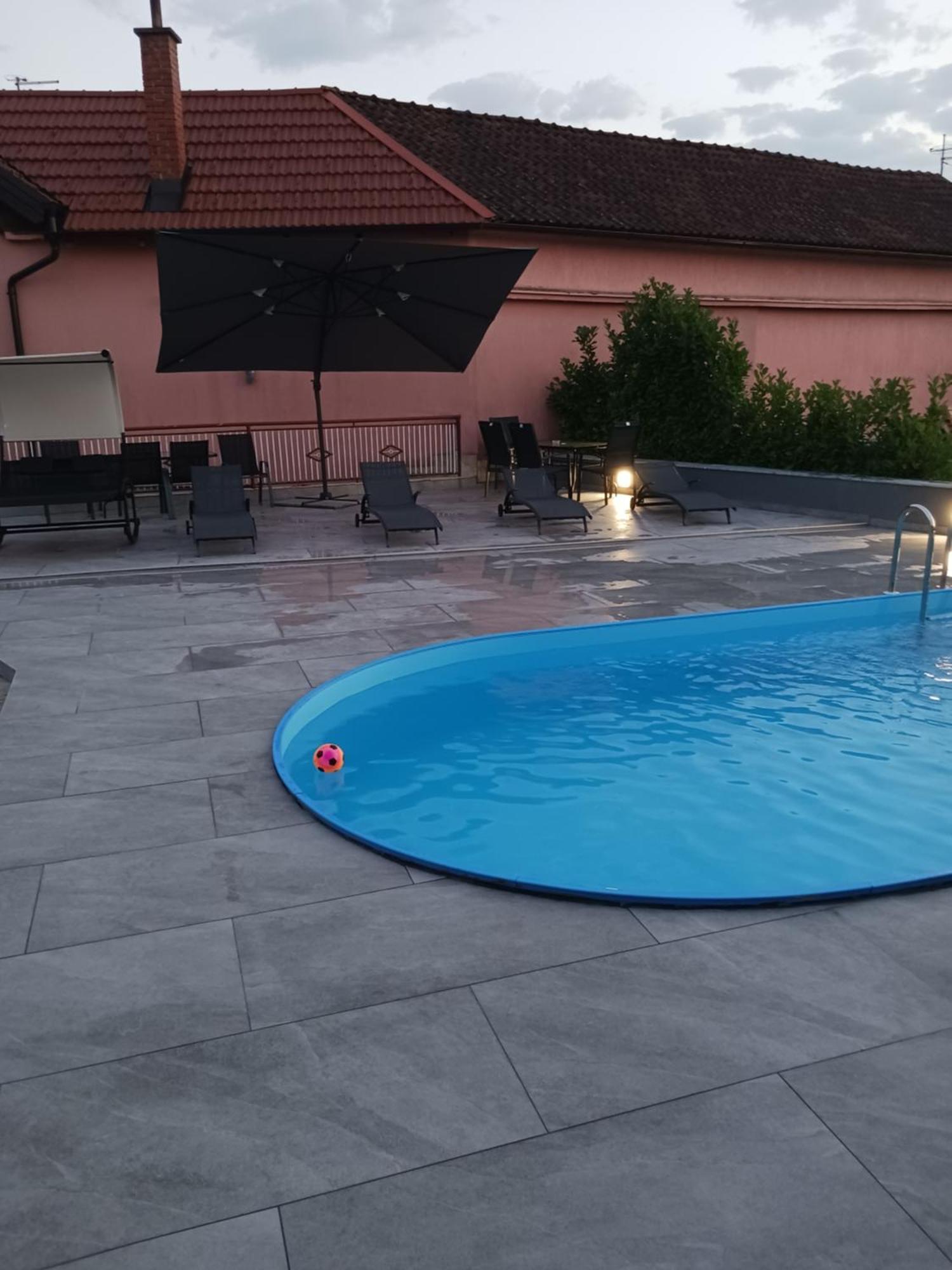 Appartamento Maja Velika Gorica Esterno foto